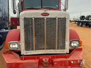 Salvage 2002 Peterbilt 378 - 932-S