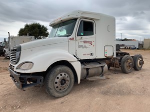 2007 Freightliner Columbia 120 Truck for Parts (Stock #612-S)) Part Image