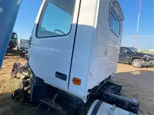 Salvage 2007 Volvo VNL - Unit-647-S