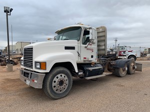 Salvage 2010 Mack CHU613 - 610-S