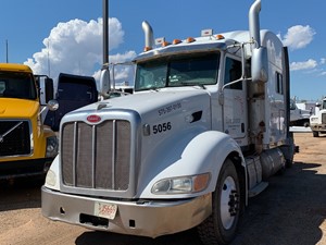 2011 Peterbilt 386 Truck for Parts (Stock #620-S)) Part Image