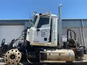 Salvage 2012 Mack CHU613 - 804-S