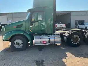 Complete 2015 Peterbilt 579 - 955