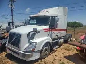 Salvage 2016 Volvo VNL - 764-S