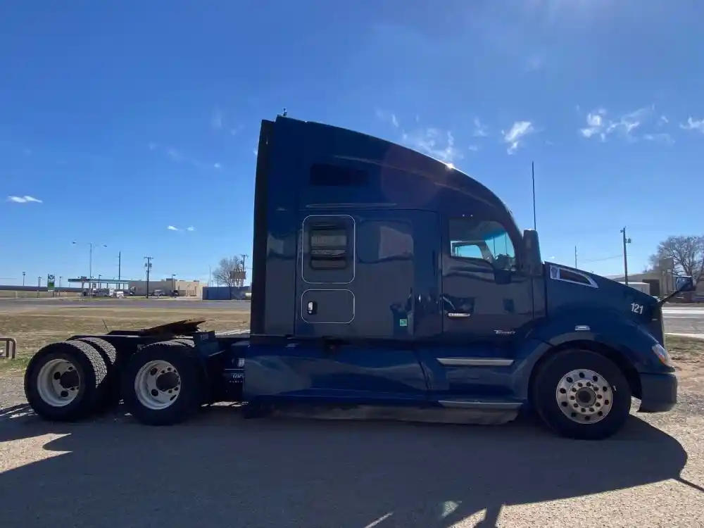 Used 2019 Kenworth T680 Truck Tractor For Sale Lubbock, Texas, United