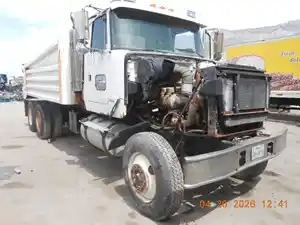 Salvage 1997 Volvo Autocar - 517867