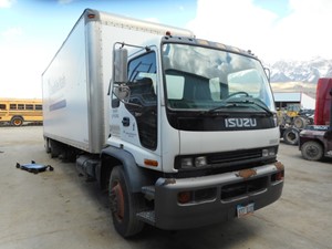 Salvage 2000 Isuzu FTR - 701368