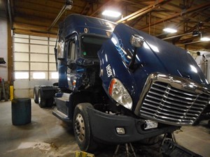 2011 Freightliner Cascadia Truck for Parts (Stock #BF3406)) Part Image
