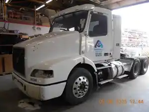 2015 Volvo VN Truck for Parts (Stock #952348)) Part Image