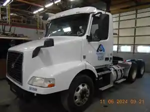 2016 Volvo VNL Truck for Parts (Stock #952351)) Part Image