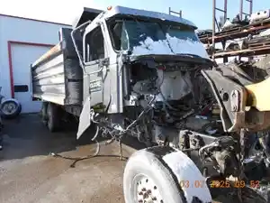 Salvage 2018 Freightliner 122SD - KG0359