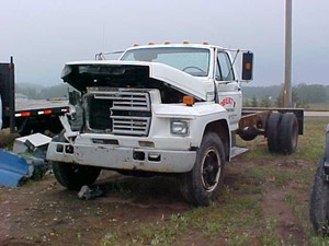 Salvage 1988 Ford F600 - 490-1526