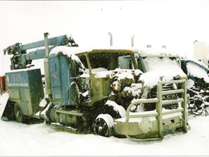 Salvage 1995 Mack CH613 - 1309-MACK