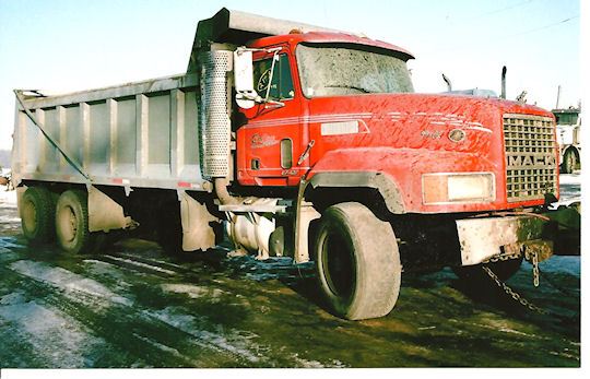 1995 Mack CL713 | TPI