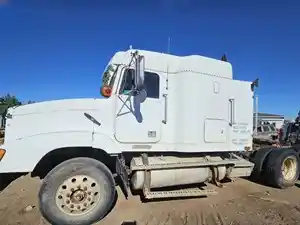 Salvage 1996 Freightliner FLD112 - 3873-FRTLR