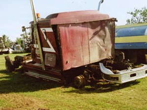 Salvage 1996 International 9400 - 1113-IHC