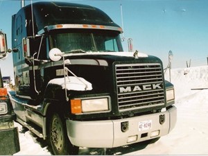 Salvage 1998 Mack CH613 - 1373-MACK