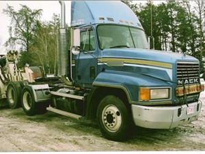 Salvage 1998 Mack CH613 - 1676-MACK