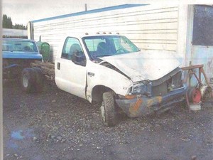 Salvage 1999 Ford F350 - 708-FORD