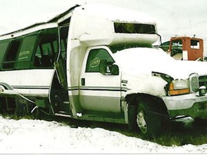 Salvage 1999 Ford F550 - 2564-FORD