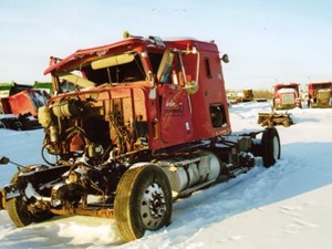 Salvage 1999 International 9200 - 1141-IHC