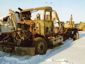 Salvage 2001 Mack CH613 - 1143-MACK