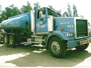 Salvage 2001 Western Star 4964FX - 2149-WS