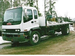 Salvage 2002 GM/Chev (HD) T7500 - 2251-GMC