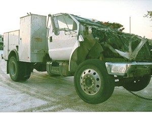 Salvage 2003 Ford F650 - 2015-FORD