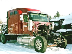 Salvage 2003 International 9400I - 2348-IHC