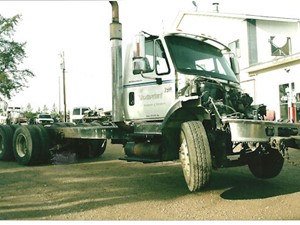 Salvage 2005 International 7400 - 1995-IHC