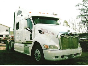 Salvage 2005 Peterbilt 387 - 2406-PETE