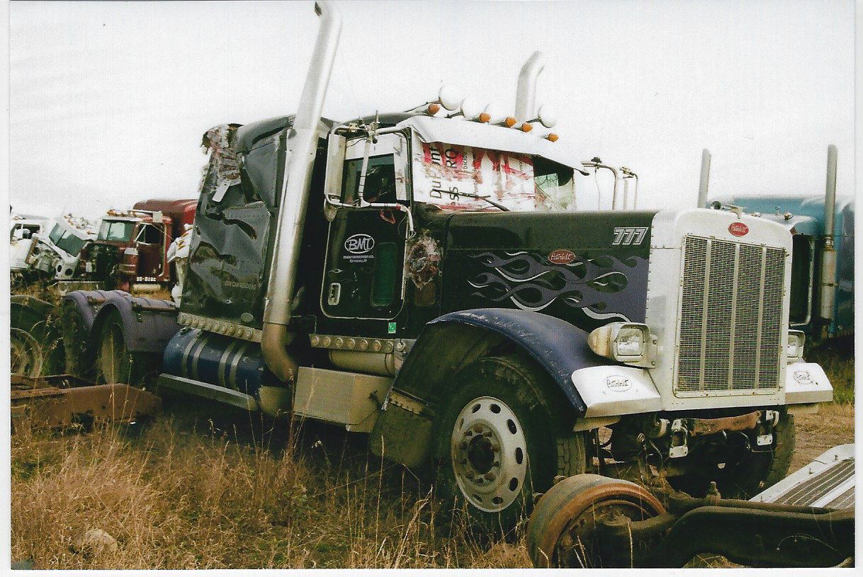 2006 Peterbilt 369 Truck for Parts for sale Sturgeon County Alberta