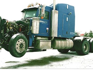 Salvage 2006 Peterbilt 379 - 2404-PETE