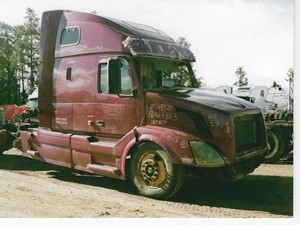 Salvage 2006 Volvo VN - 3136-VOLVO