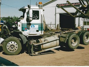 Salvage 2007 Mack CX 613 - 3132-MACK