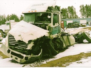 Salvage 2009 Mack CH613 - 1711-MACK