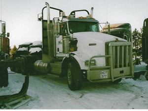 Salvage 2011 Kenworth T800 - 3232-KW