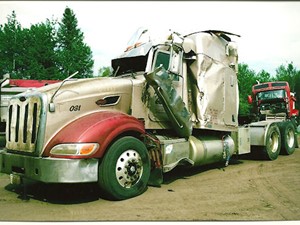 Salvage 2012 Peterbilt 386 - 2268-PETE