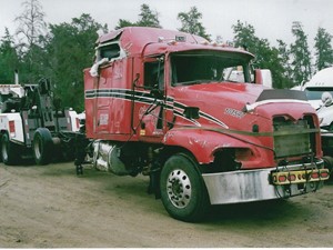 Salvage 2015 Mack CXU613 - 2999-MACK