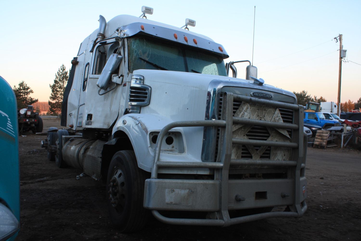 Salvage 2016 Freightliner Coronado 12 Truck Tractor For Parts Sturgeon County, Alberta, Canada