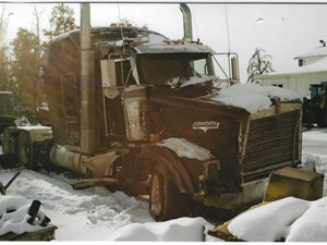 Salvage 2016 Kenworth T800 - 3337-KW