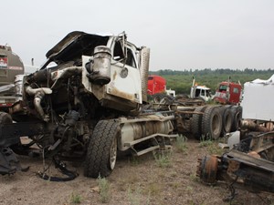 Salvage 2017 Western Star 4900 SA - 3400-WS