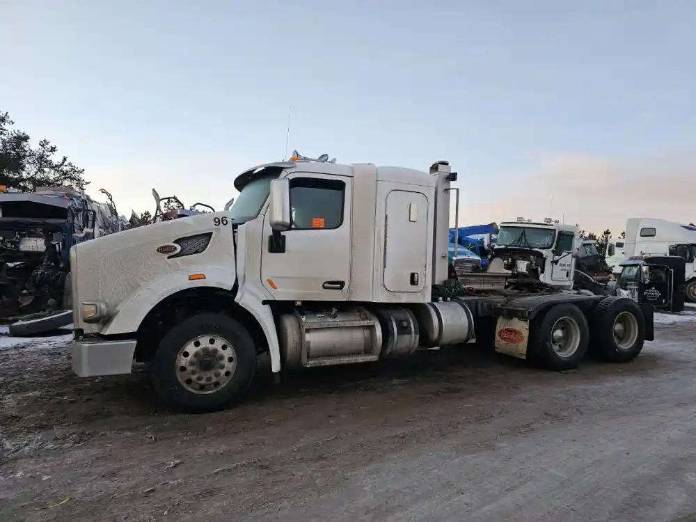 2020 Peterbilt 567 Truck for Parts for sale Sturgeon County Alberta