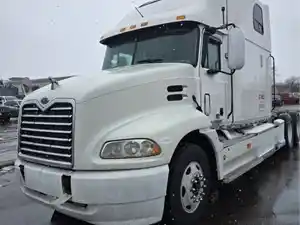 Salvage 2001 Mack CX613 Vision - 250645