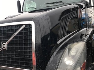 Salvage 2006 Volvo VNL - 190325