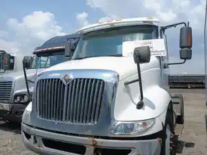 Salvage 2010 International 8600 - 260225