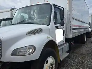 Salvage 2012 Freightliner M2 106 - 250162
