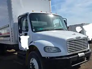 Salvage 2012 Freightliner M2 106 - 250179