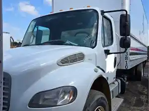 Salvage 2012 Freightliner M2 106 - 250239